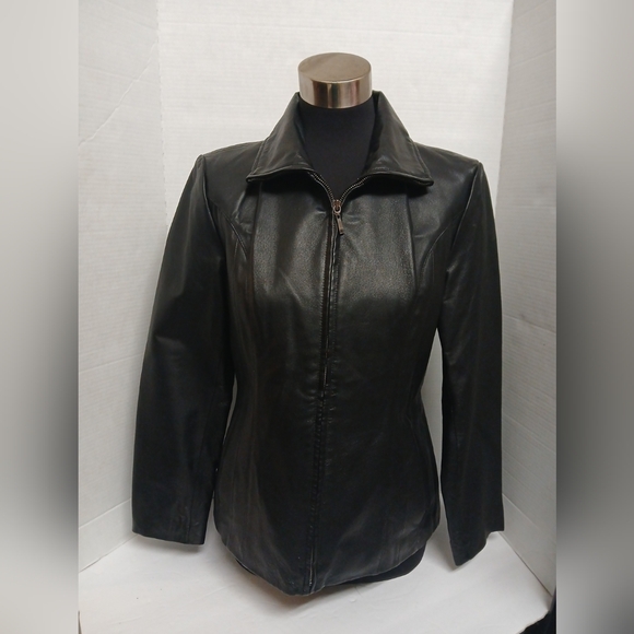 East 5th Jackets & Blazers - Vintage East 5th Women's Classic Black Genuine Leather Jacket Size Petite Medium